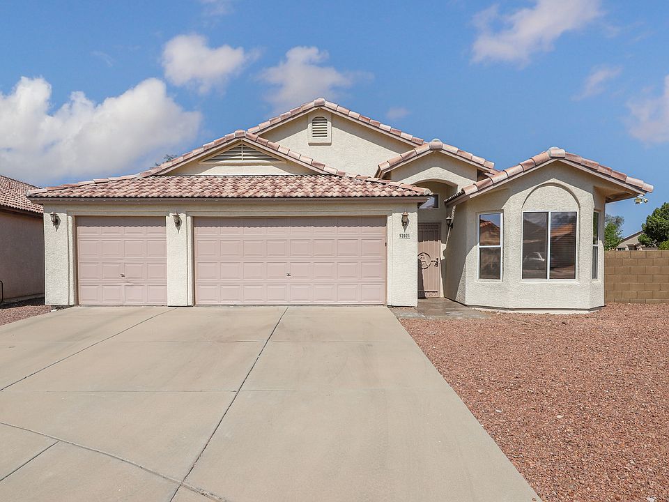 1st image of 2921 N River Creek Pl
