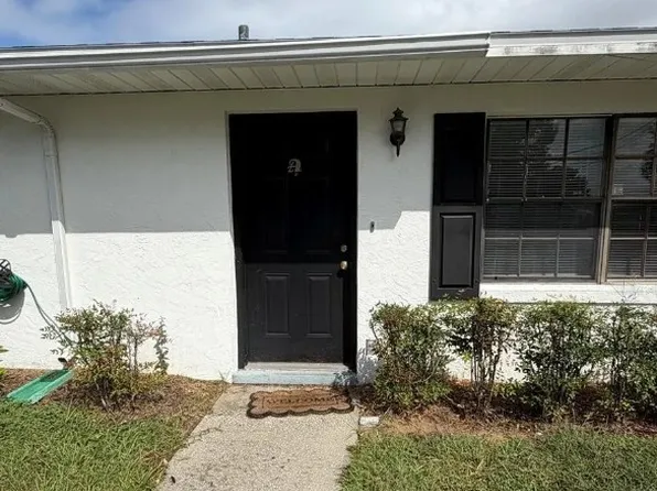 1405 Crystal Ct #B, Tavares, FL 32778