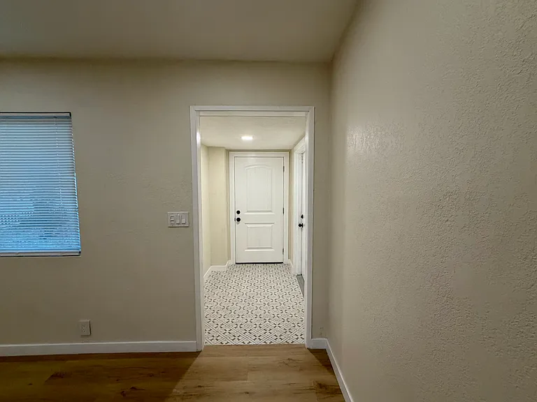 13336 Julian Dr — Photo 6