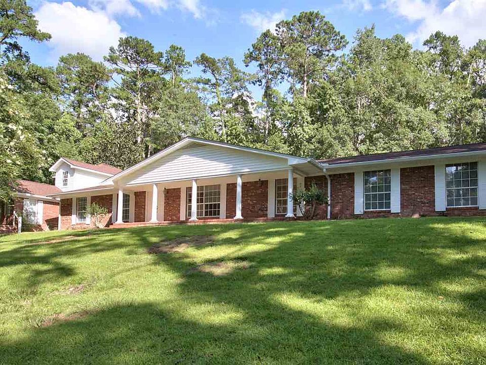 1st image of 3385 Lakeshore Dr