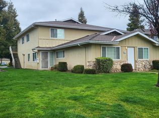 461 W Santa Ana Ave APT 2, Clovis, CA 93612