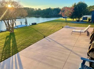 35 Adriatic Dr, Hampton, VA 23664