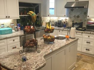 449 N Willowspring Dr, Encinitas, CA 92024