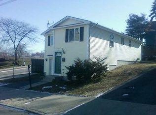 36 Sterling Ave, Providence, RI 02909