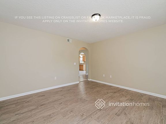 5th image of 1112 Imperial Eagle St