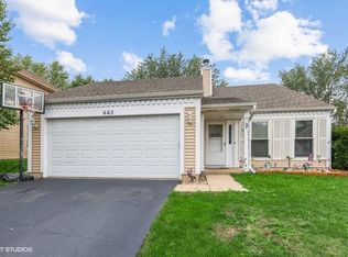 662 Thorndale Dr, Elgin, IL 60120