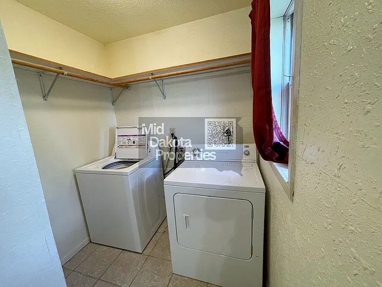 509 E 1st Ave — Photo 11