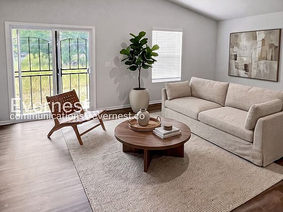 2nd image of 6911 Bellefontaine Ave