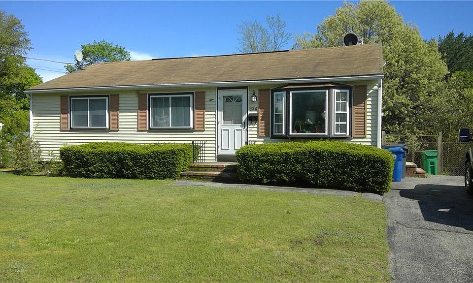 1st image of 326 Easton Ave