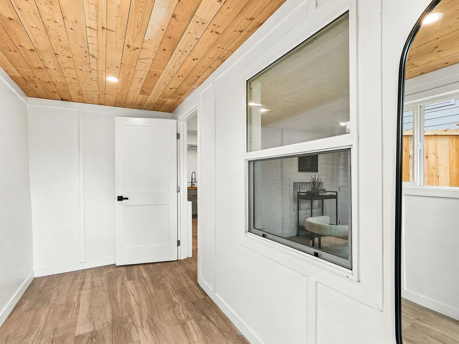 1 bed, 780 sqft, $1,995 — Photo 3