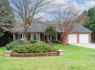 299 Ridge Dr, Lexington, NC 27295