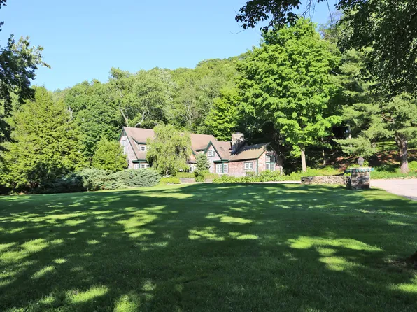 385 Lake Road, Warren, CT 06777