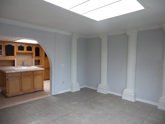 5th image of 7525 Wilcox Dr