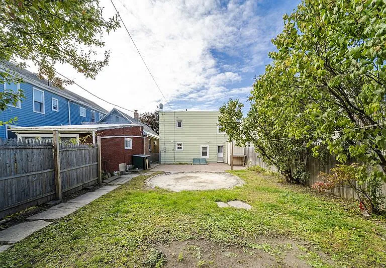 2316 4th Ave — Photo 30
