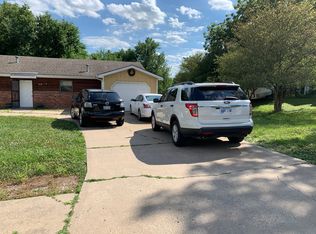 2919 University Dr #1, Lawrence, KS 66049