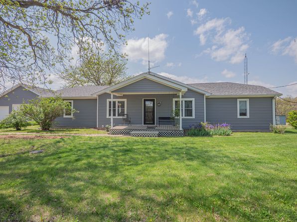 3027 County Road 2270, Moberly, MO 65270
