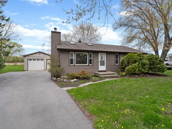 607 Hunters Point Rd, Neenah, WI 54956