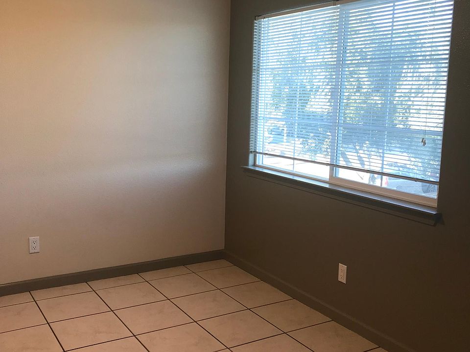 1st image of 7460 Rogers Ln APT 5