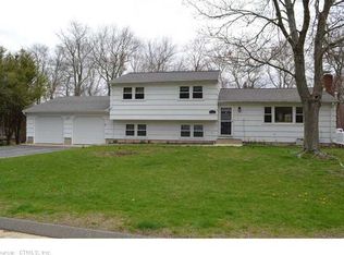 47 Jefferson Cir, Clinton, CT 06413