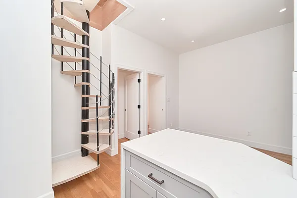 Rented by Living New York | media 16