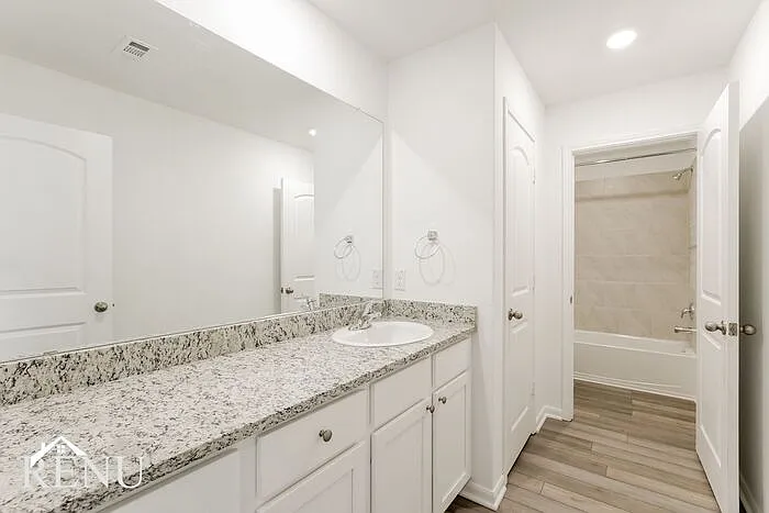 2935 Jackson Smt — Photo 14