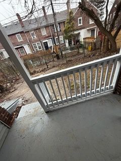 5th image of 1410 Roanoke Rd