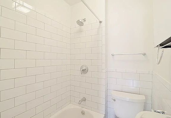 4th image of 888 Carroll St APT 5