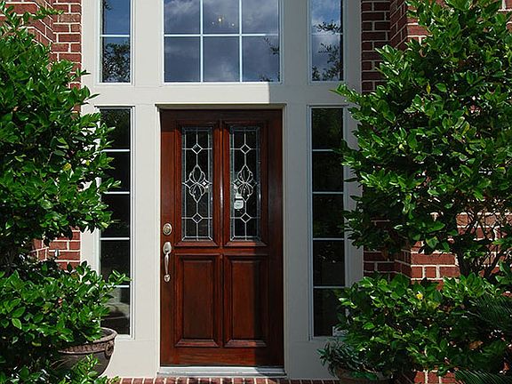 2nd image of 2915 Grand Shore Ct