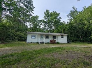 3445 E River Rd, Cardinal, VA 23025