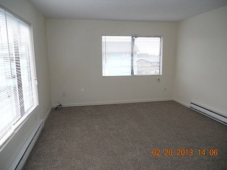 2nd image of 1712 Harding Rd APT 3