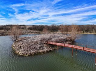 9784 County Line Rd S, Axtell, TX 76624