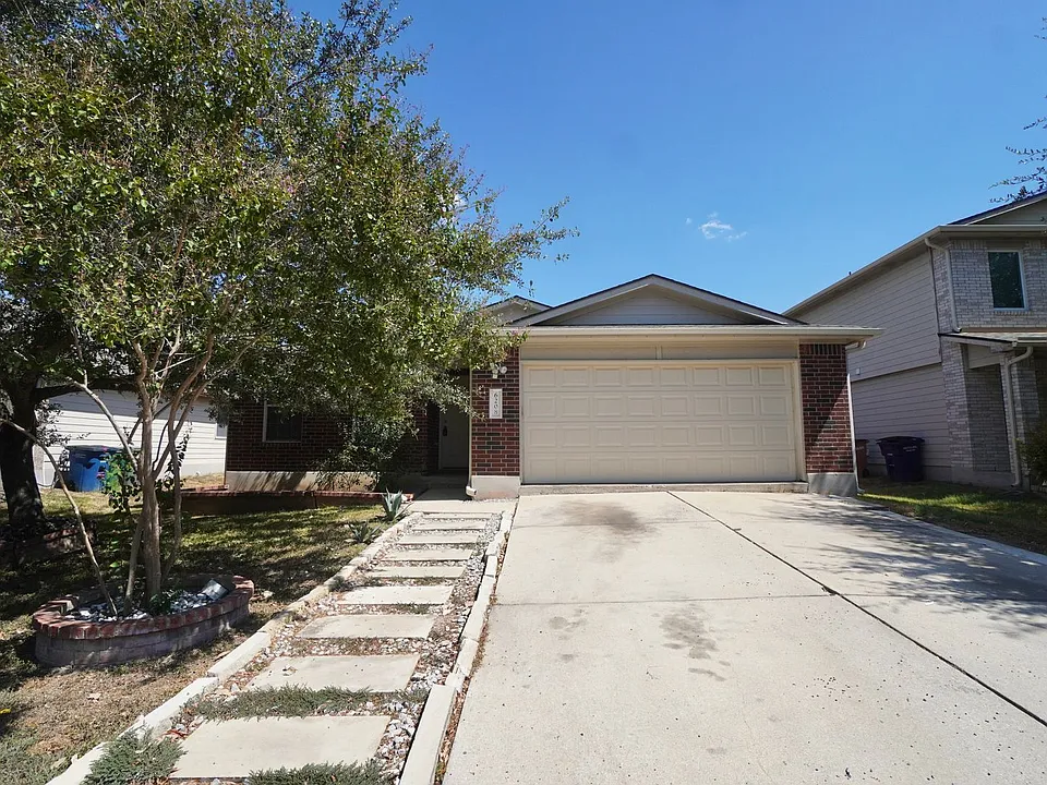 6208 Speyside Dr