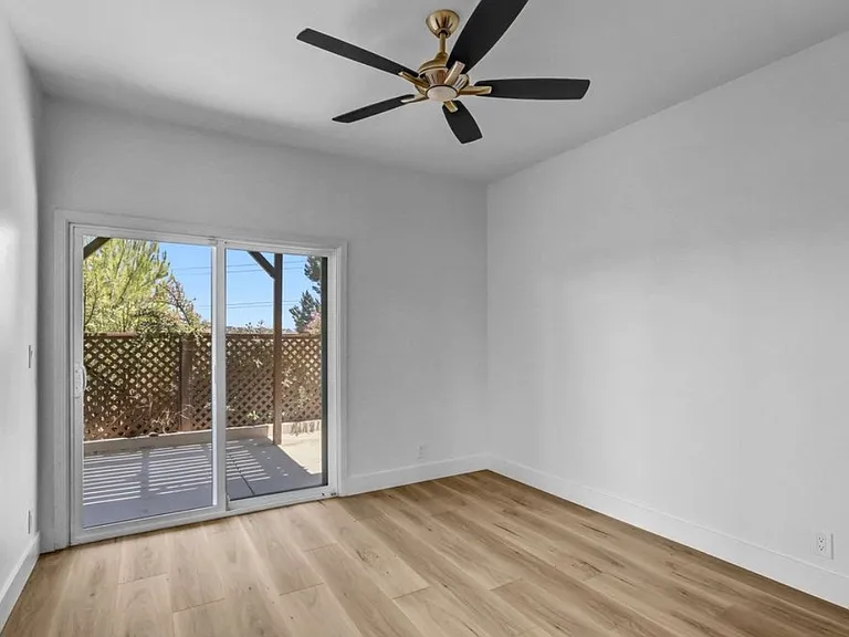 6821 Fashion Hills Blvd — Photo 12