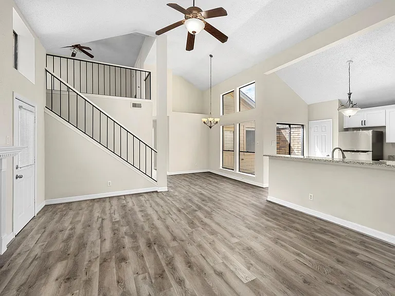 15419 Scenic Haven Dr — Photo 6