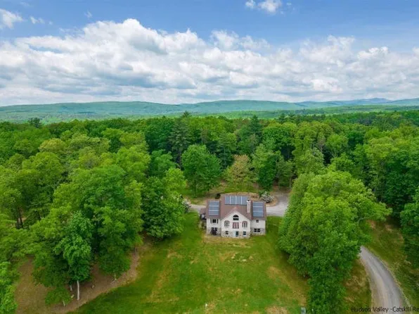 120 Rochester Center Rd, Accord, NY 12404