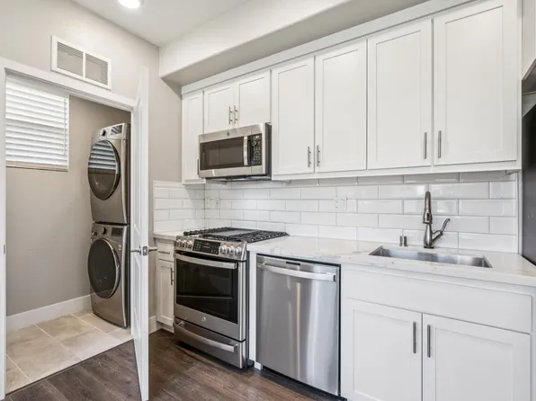 358 Line St, Hayward, CA 94544