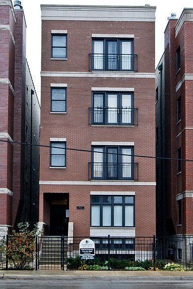 1st image of 2633 W Belmont Ave #P-3
