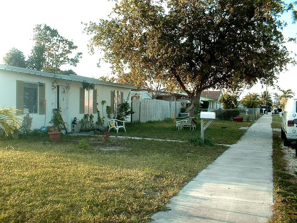 Front from the north corner