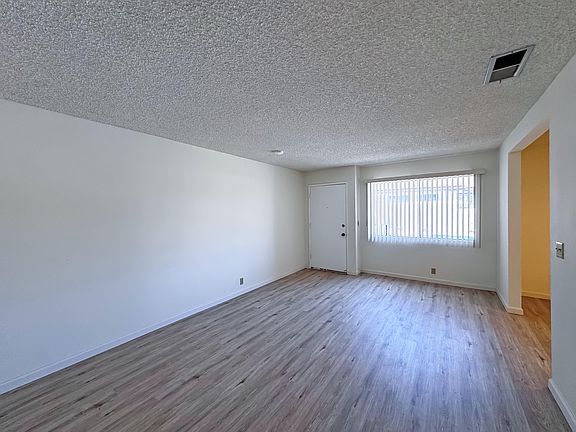 4th image of 345 San Marcos St APT E