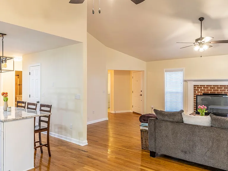 604 Wilder Dr — Photo 11