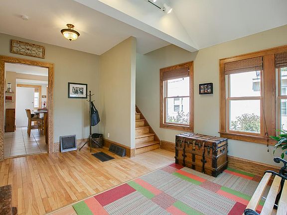 4th image of 3332 35th Ave S