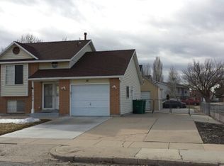 1076 W 2525 N, Layton, UT 84041