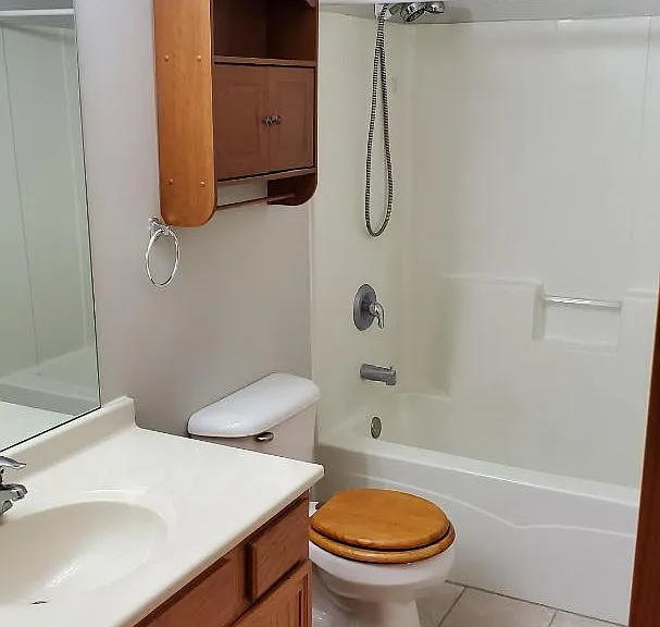 Unit Photo