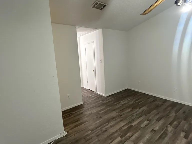 9446 Olde Village Ct #9446 — Photo 6