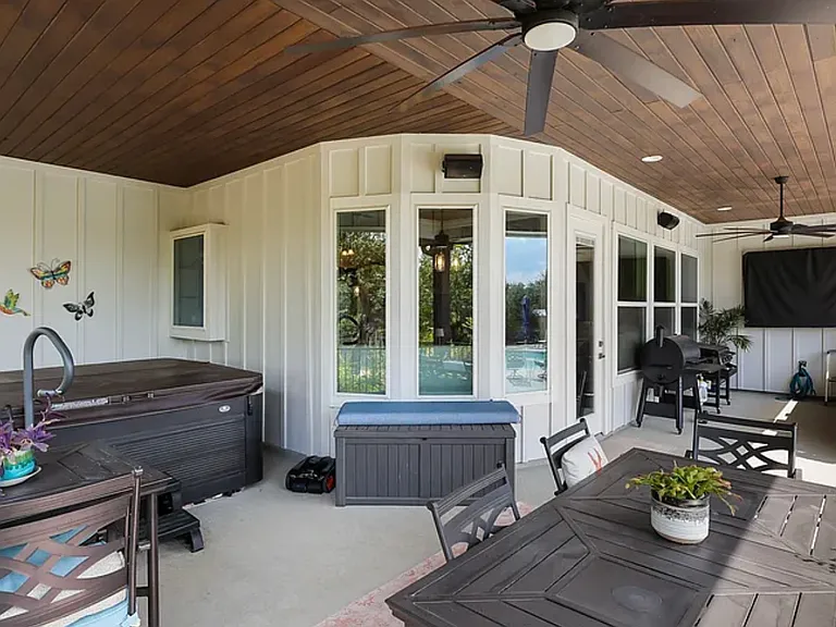 1032 Clear Water Cyn — Photo 27