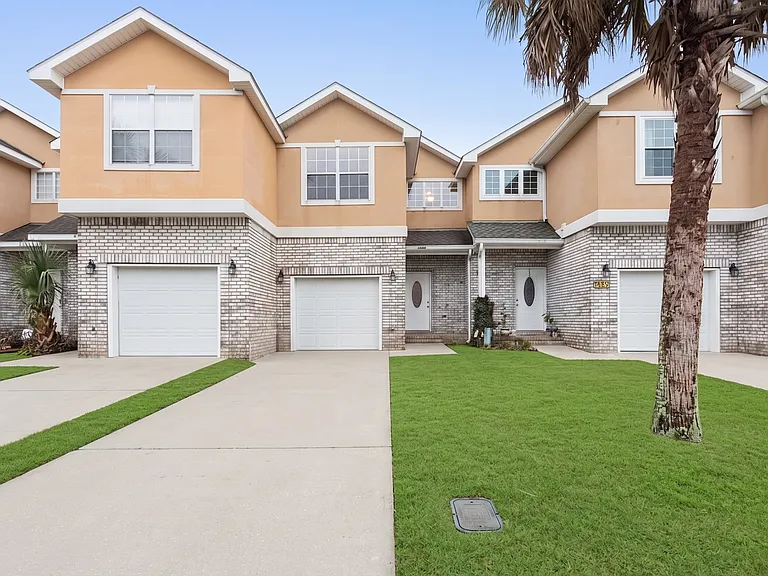 3485 Riverbend Cv — Photo 2