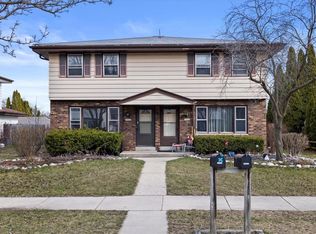 10810 W Wren Ave, Milwaukee, WI 53225