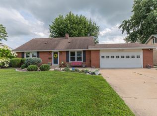 1027 W 3rd St, Spring Valley, IL 61362