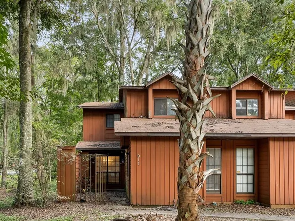 911 SW 57th Ter, Gainesville, FL 32607