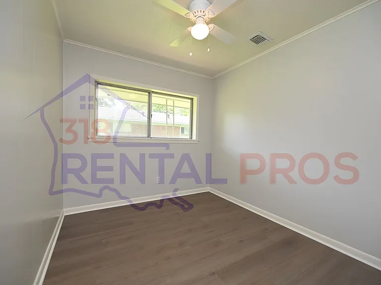 427 E Mississippi Ave — Photo 8